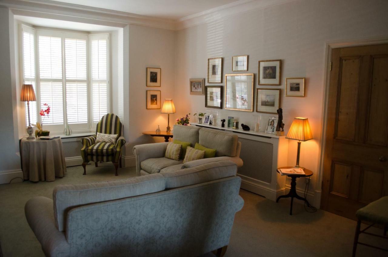 The Hollies Bed And Breakfast Uppingham Εξωτερικό φωτογραφία
